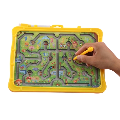 Bom preço. Montessori Educacional Animal Magnético Puzzle Labirinto Brinquedos Com Rolhas on-line